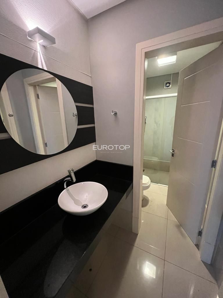 Casa à venda com 3 quartos, 350m² - Foto 12