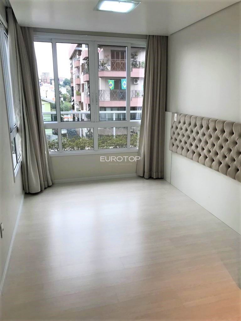 Apartamento à venda com 2 quartos, 80m² - Foto 18