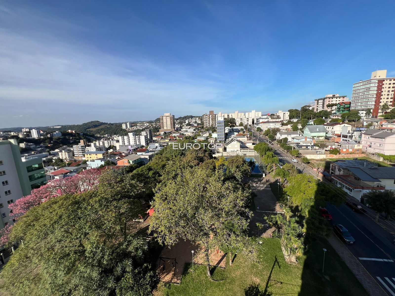 Apartamento à venda com 3 quartos, 109m² - Foto 7