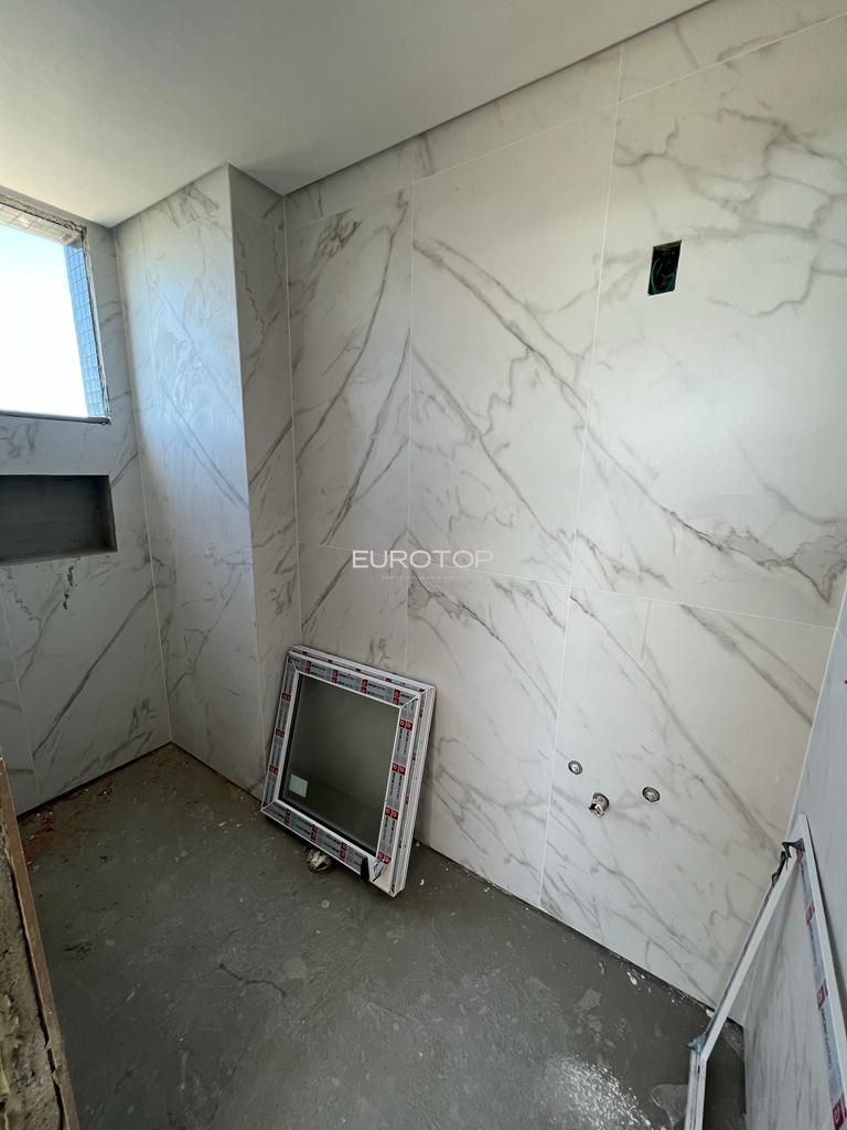 Apartamento à venda com 2 quartos, 85m² - Foto 12