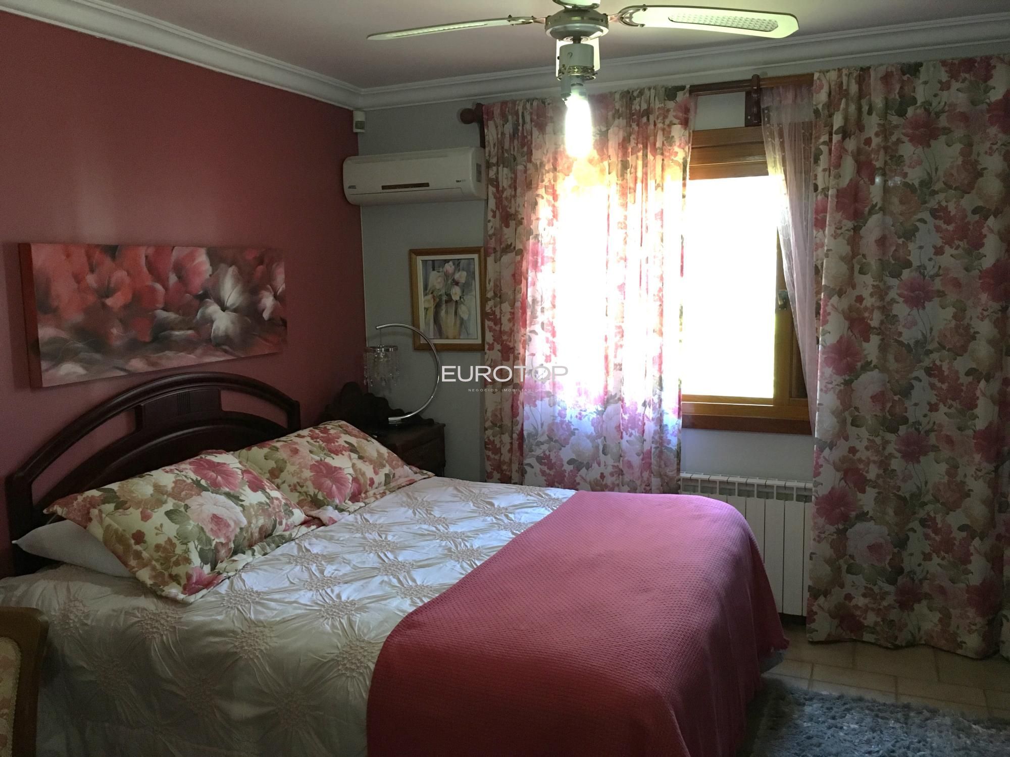 Casa à venda com 4 quartos, 700m² - Foto 25