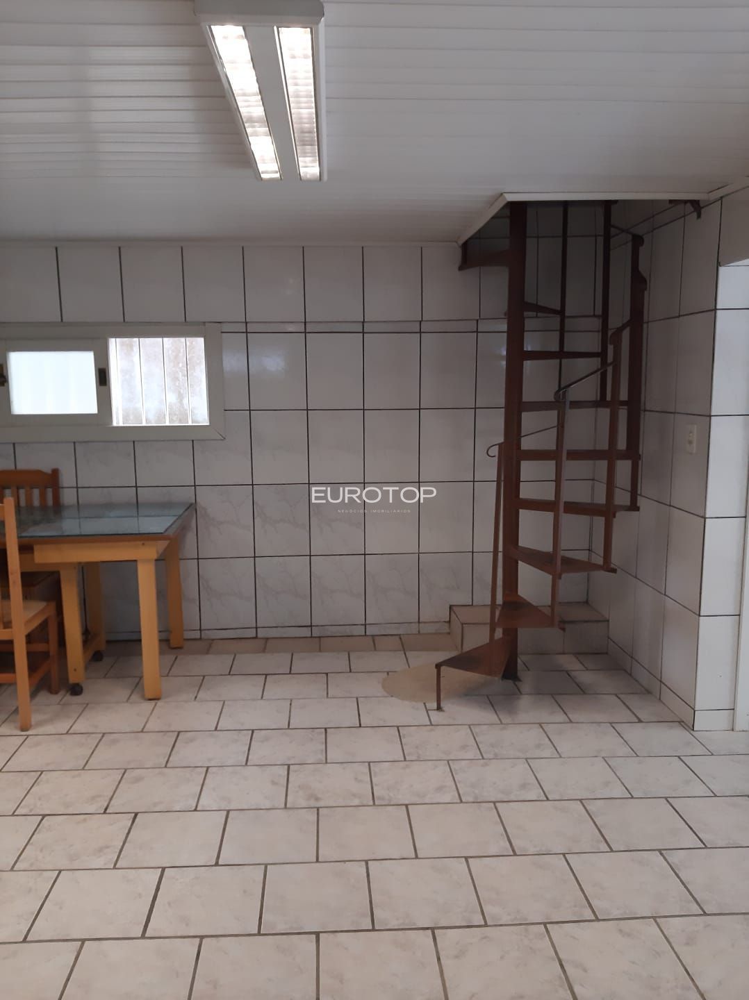 Casa à venda com 3 quartos, 206m² - Foto 15