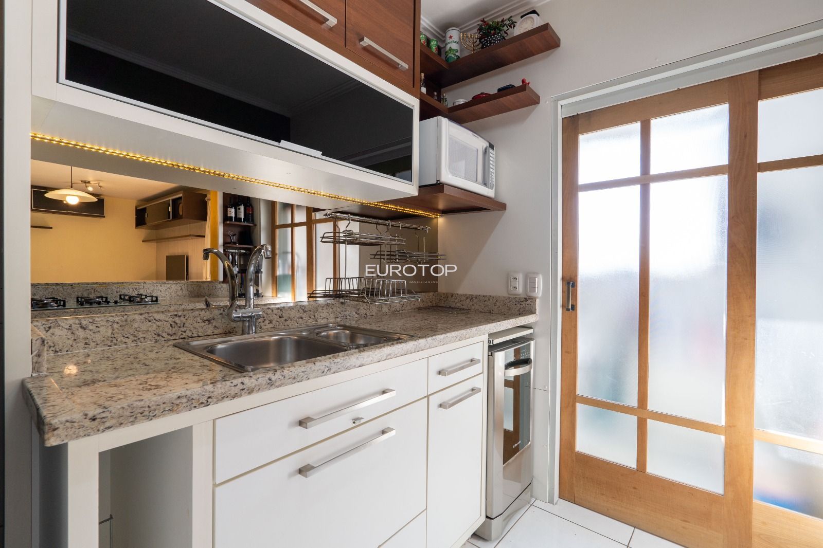 Apartamento à venda com 2 quartos, 79m² - Foto 5
