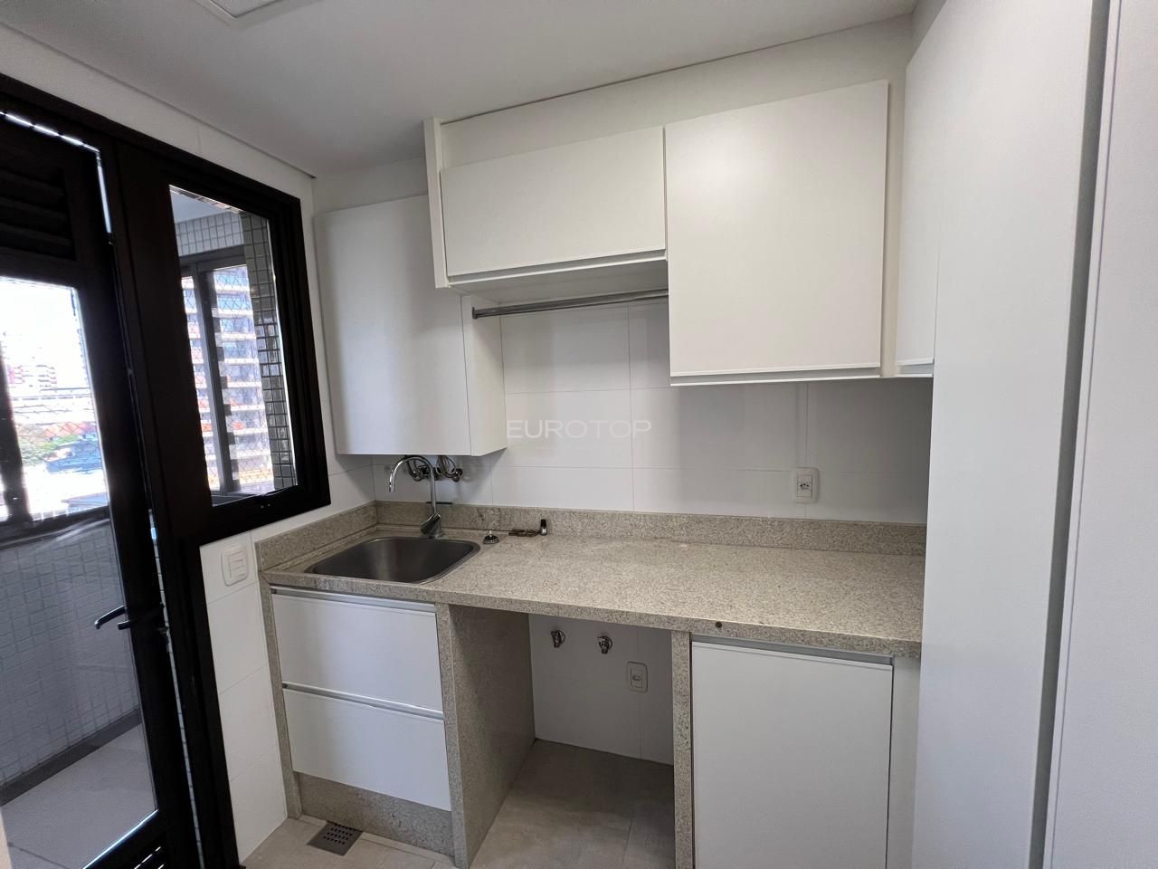 Apartamento à venda com 3 quartos, 169m² - Foto 37