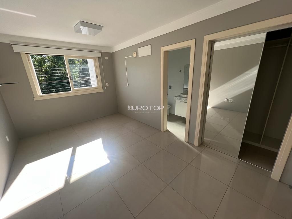 Casa à venda com 3 quartos, 350m² - Foto 21