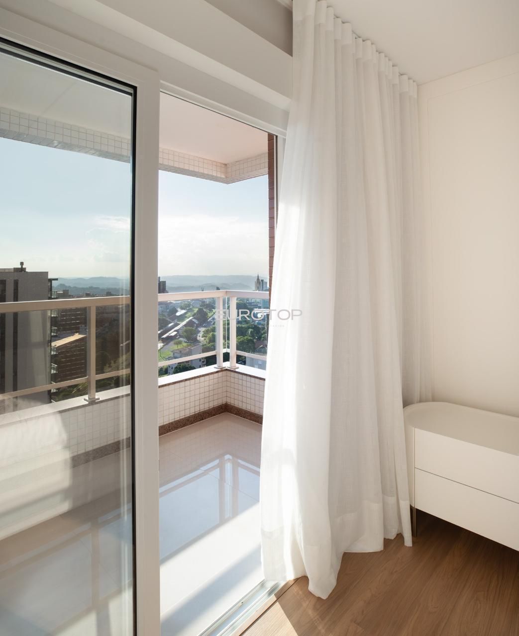 Apartamento à venda com 3 quartos, 166m² - Foto 22
