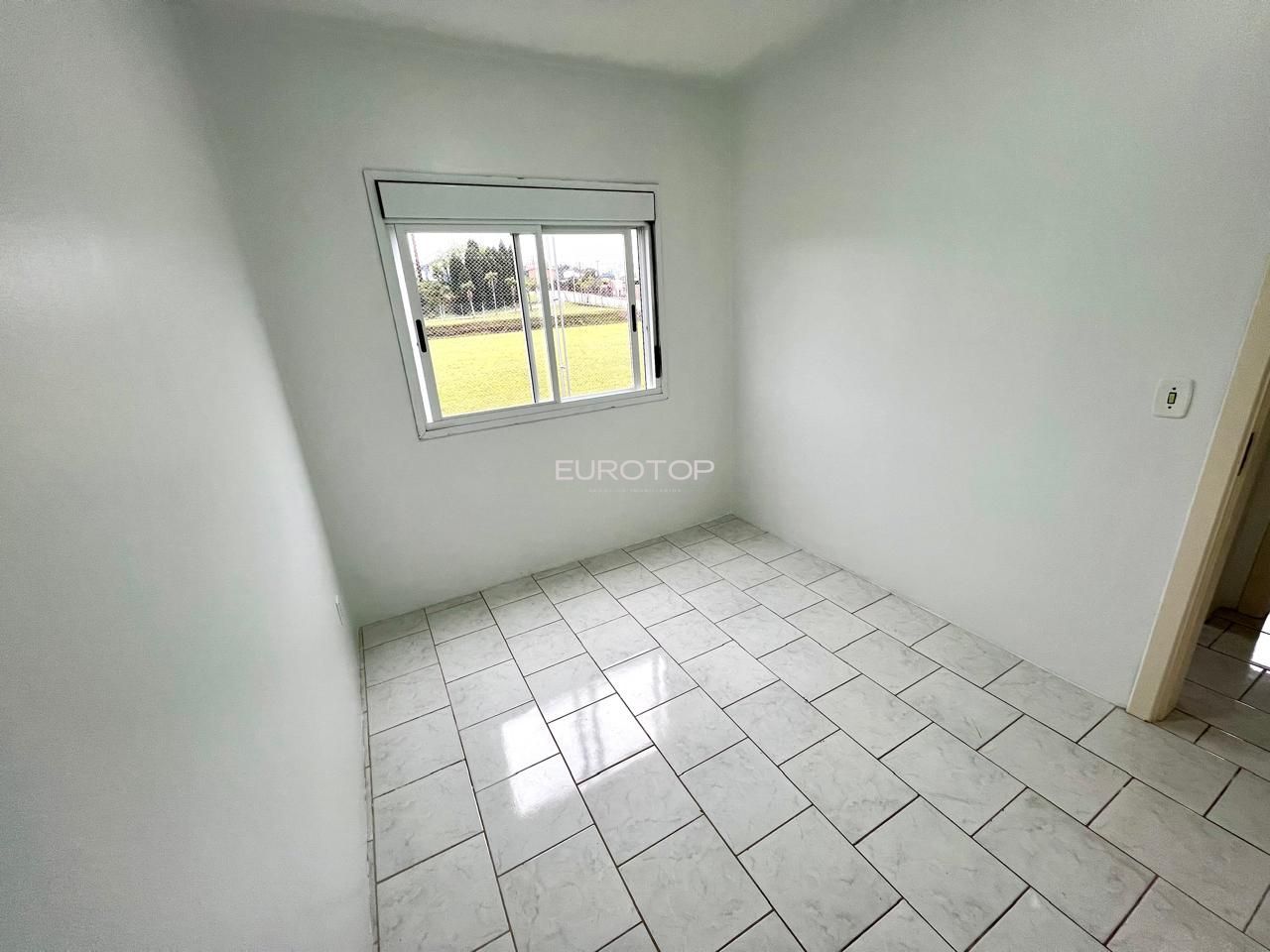 Apartamento à venda com 2 quartos, 42m² - Foto 15