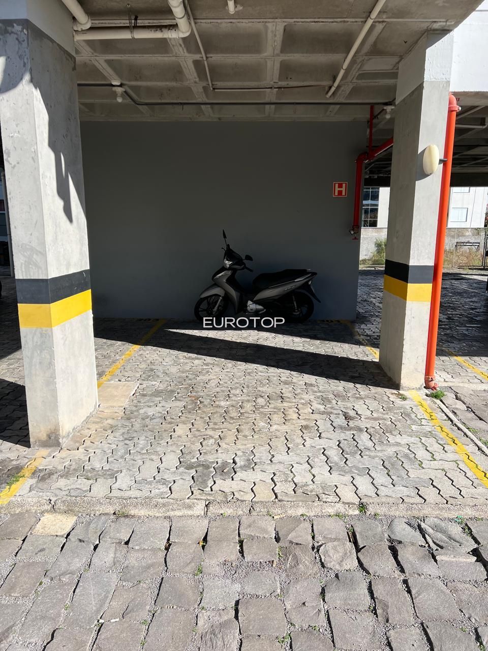 Apartamento à venda com 2 quartos, 48m² - Foto 18
