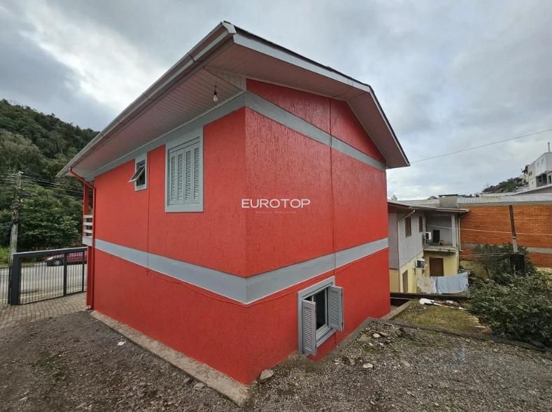 Casa à venda com 4 quartos, 126m² - Foto 12