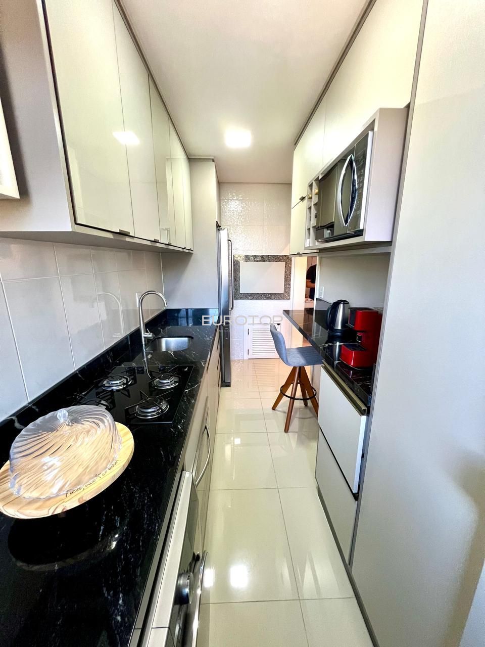 Apartamento à venda com 2 quartos, 63m² - Foto 11