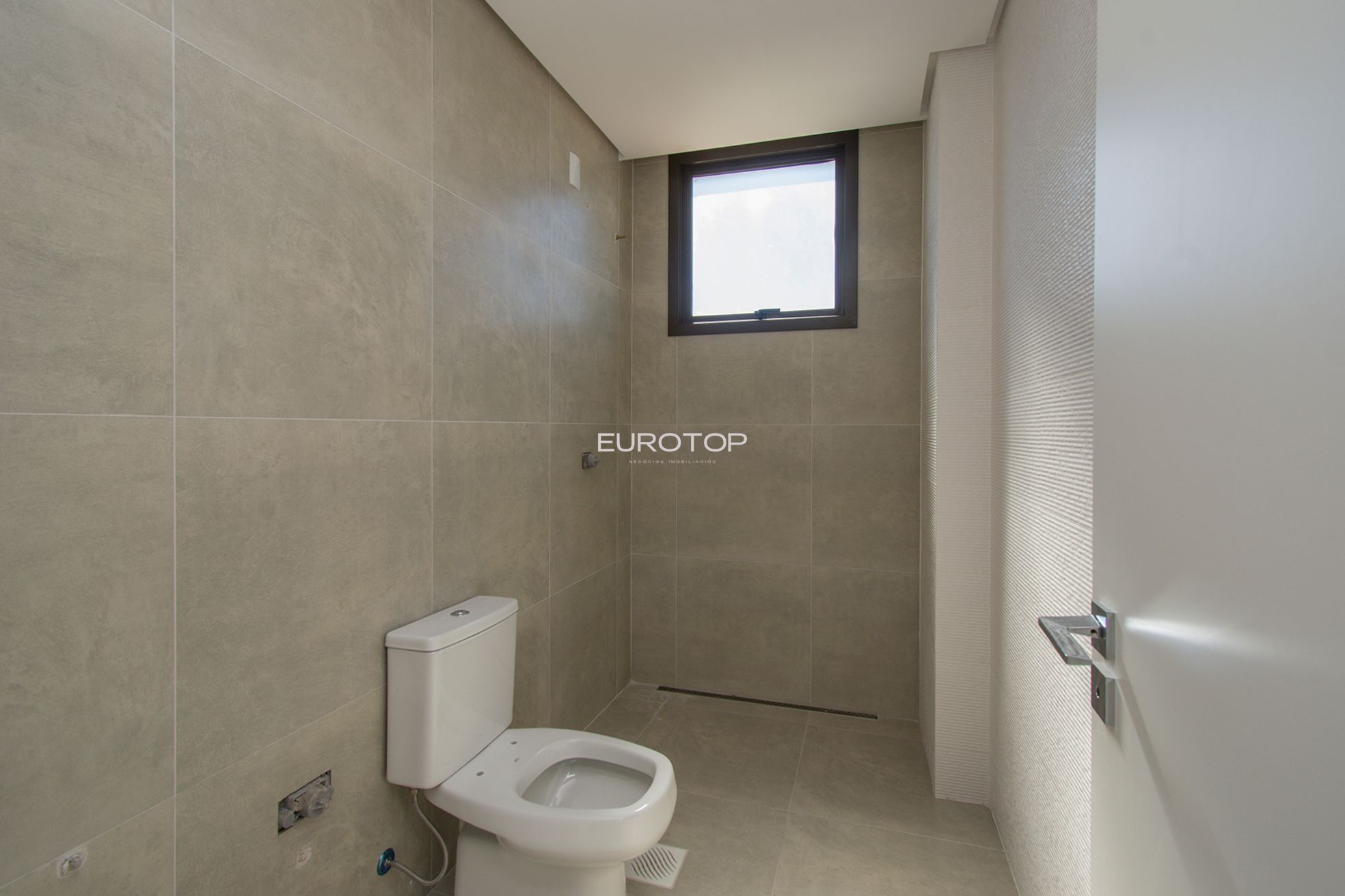 Apartamento à venda com 3 quartos, 145m² - Foto 18