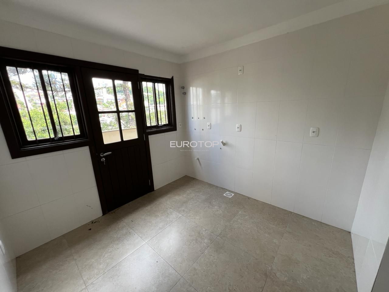 Sobrado à venda com 2 quartos, 96m² - Foto 9