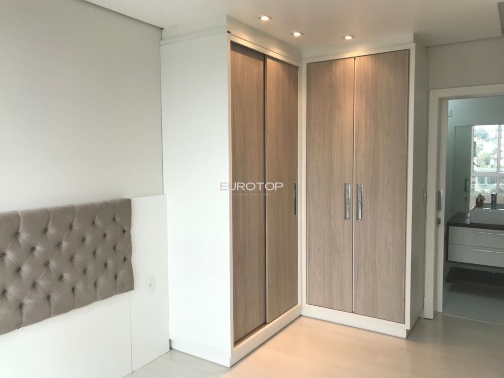 Apartamento à venda com 2 quartos, 80m² - Foto 17