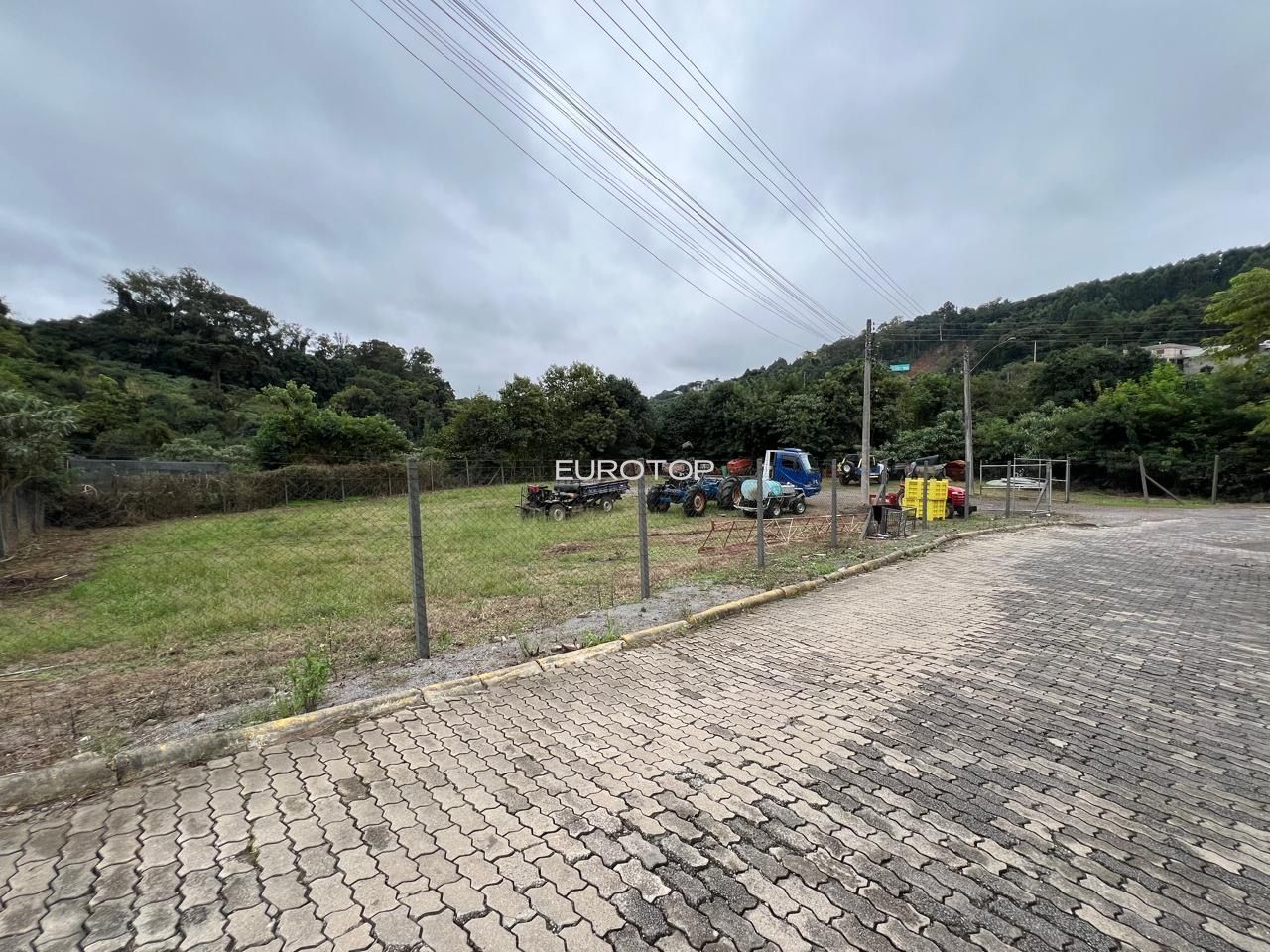 Terreno à venda, 2052m² - Foto 2