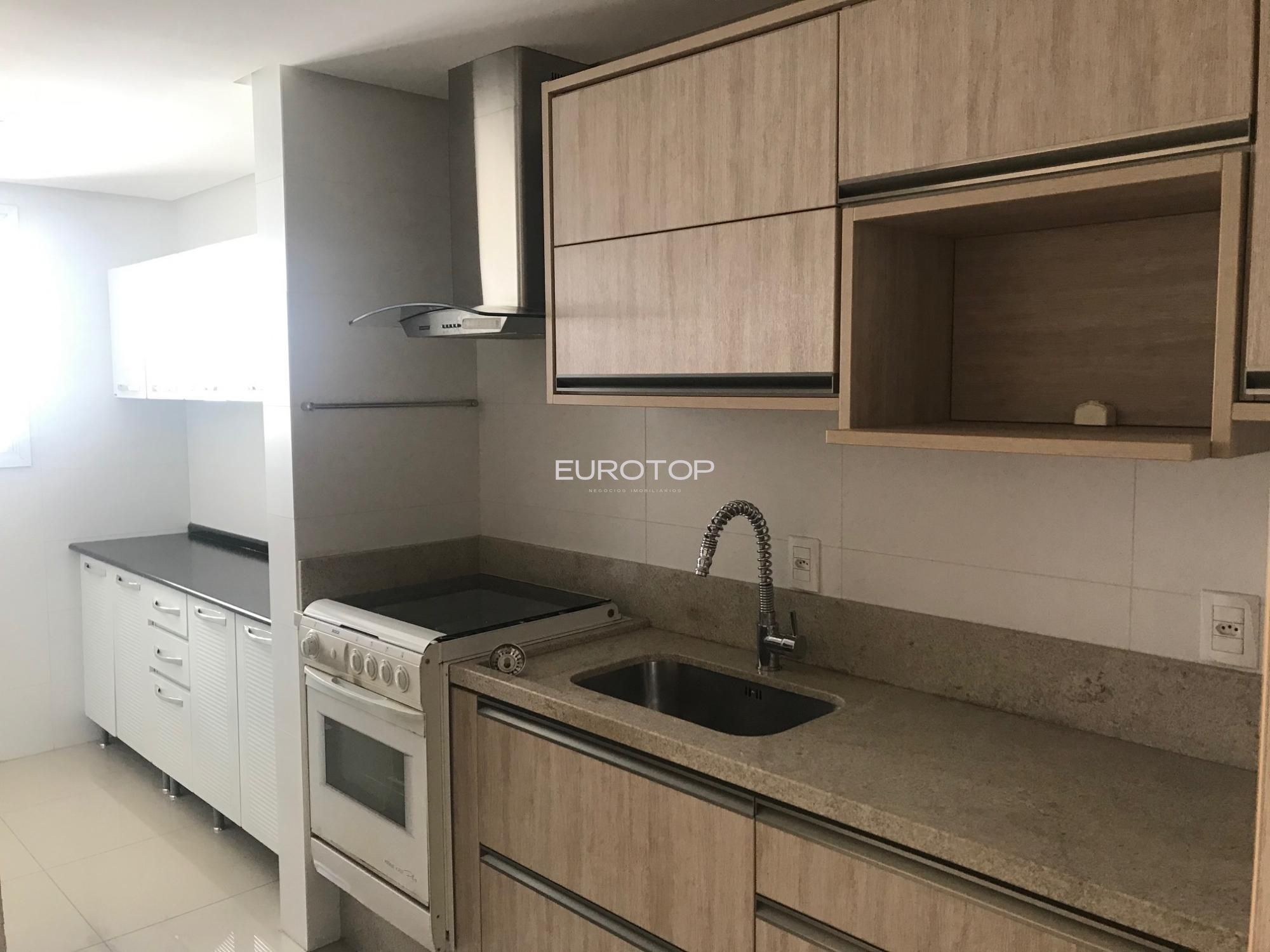 Apartamento à venda com 2 quartos, 82m² - Foto 11