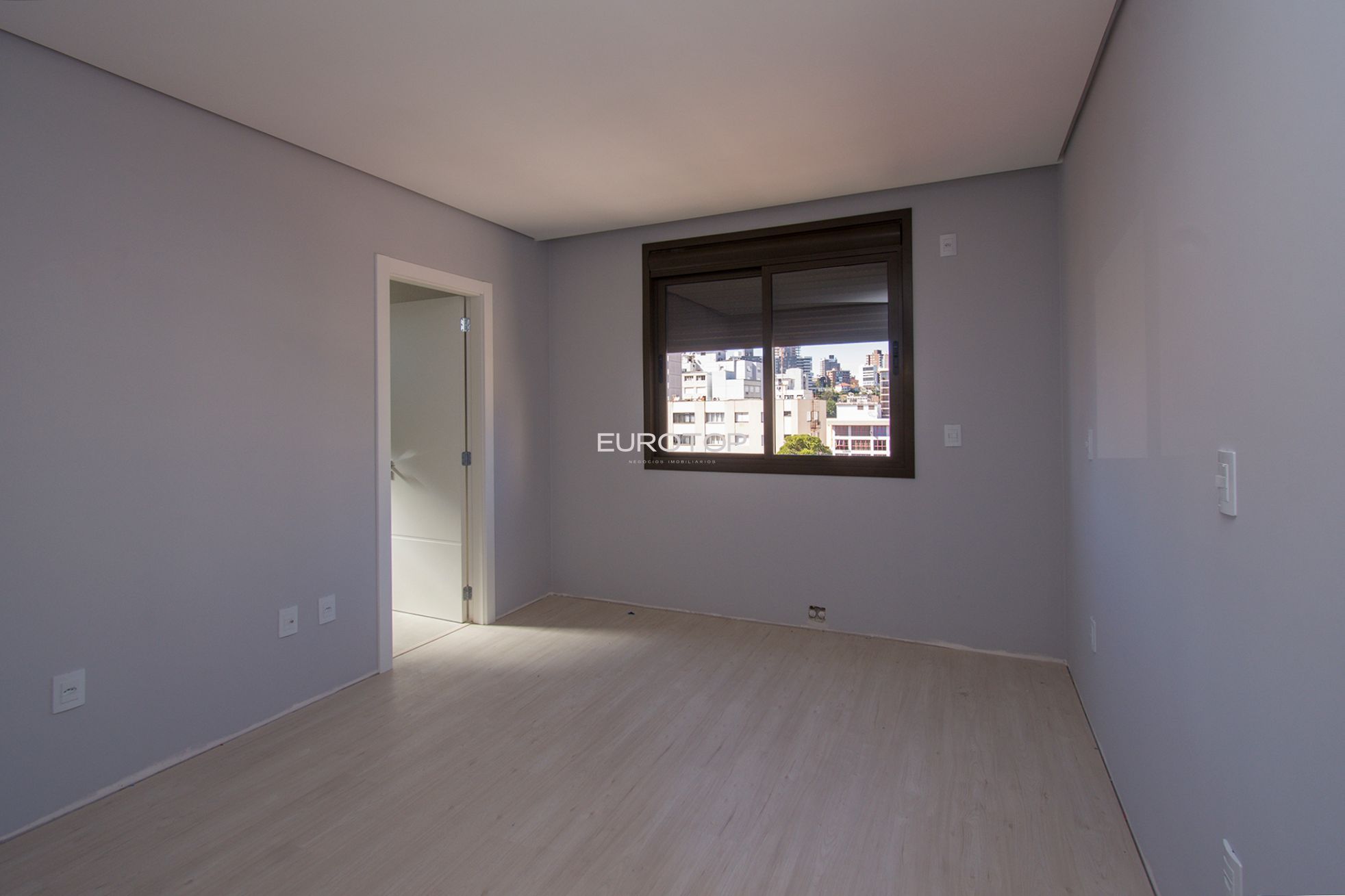 Apartamento à venda com 3 quartos, 145m² - Foto 17