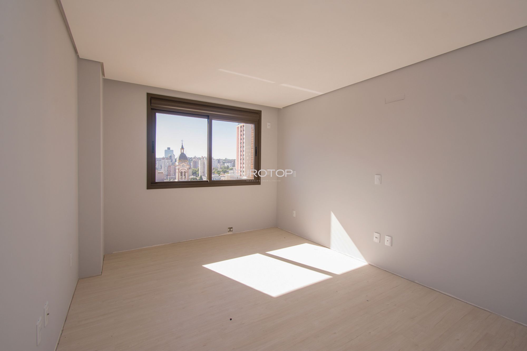 Apartamento à venda com 3 quartos, 145m² - Foto 15