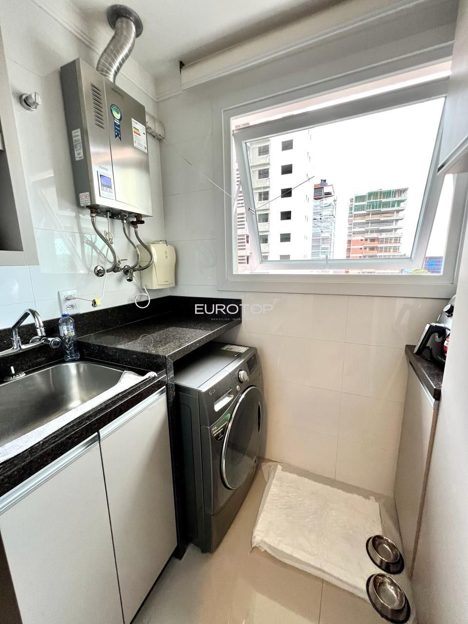 Apartamento à venda com 3 quartos, 117m² - Foto 15