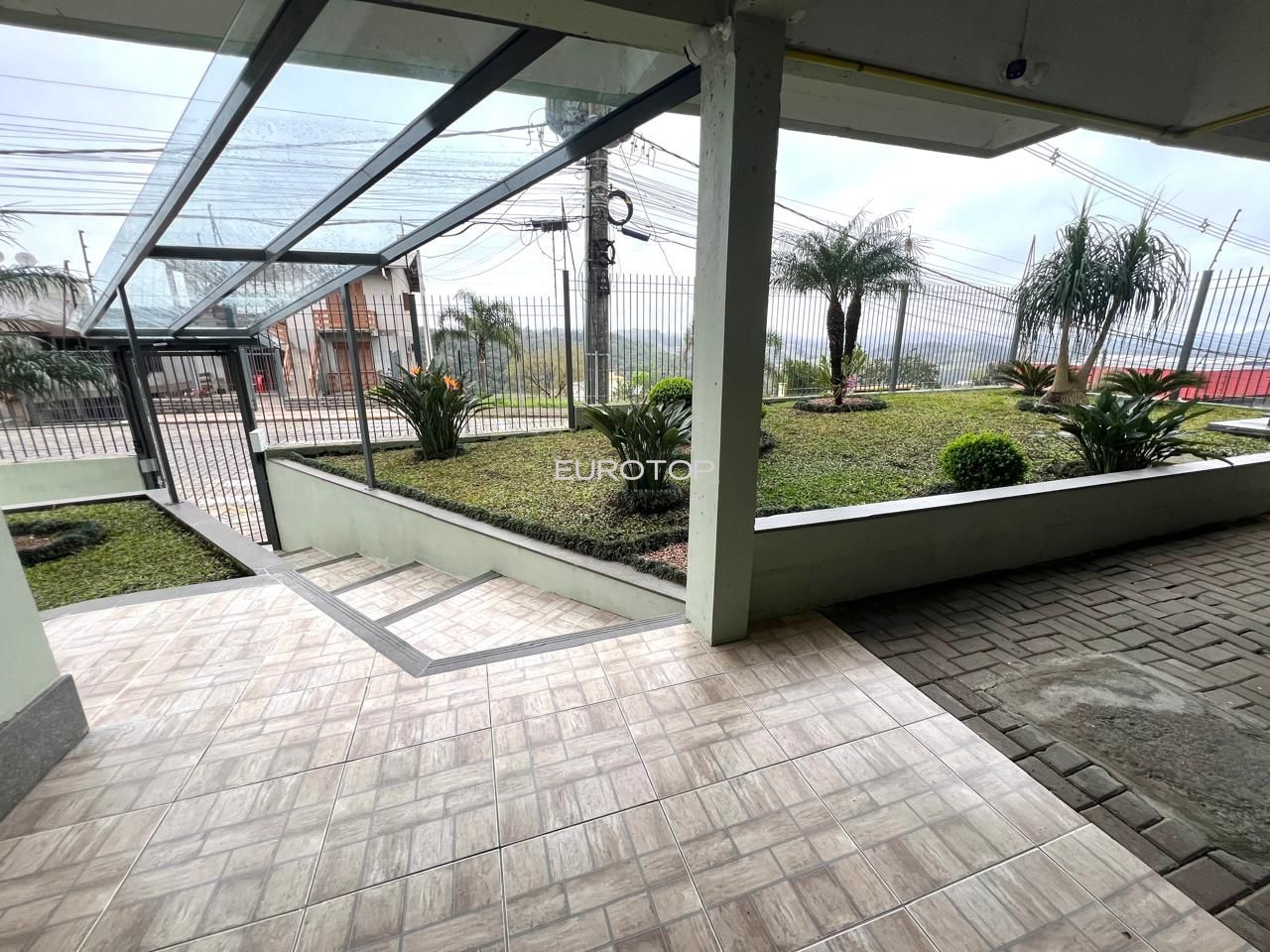 Apartamento à venda com 2 quartos, 42m² - Foto 16