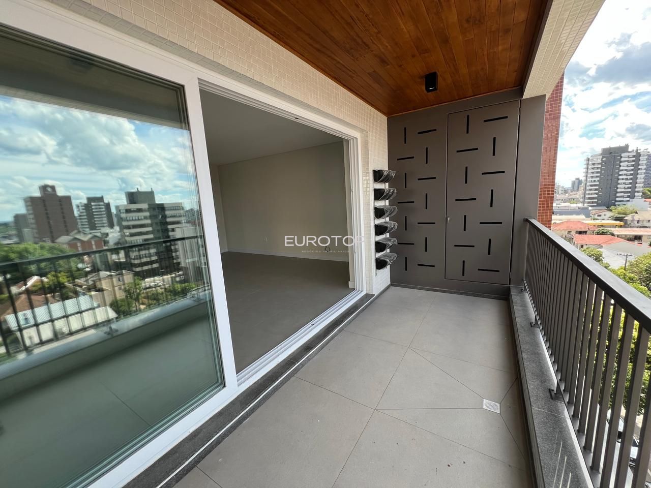 Apartamento à venda com 3 quartos, 166m² - Foto 12