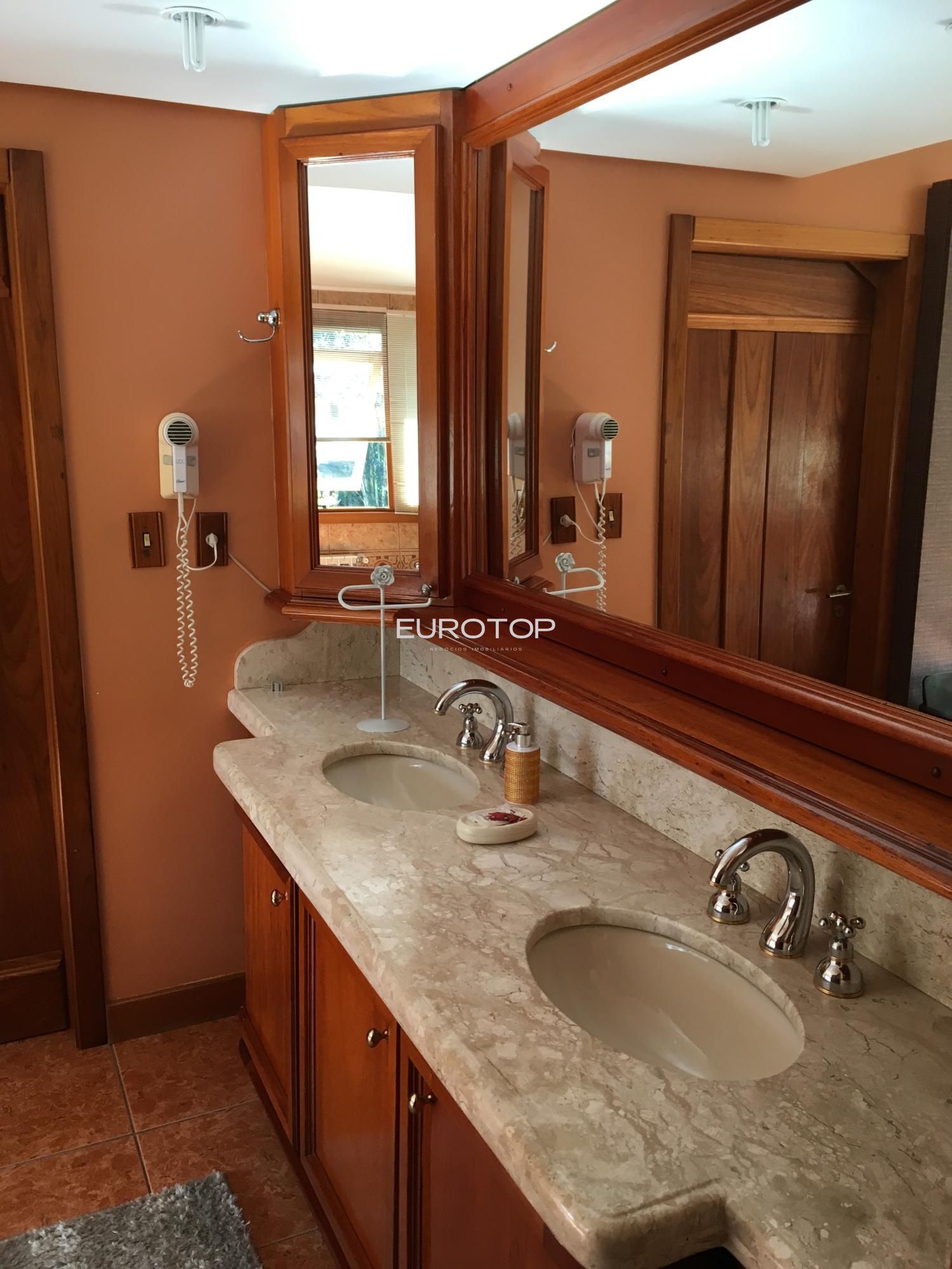 Casa à venda com 4 quartos, 700m² - Foto 22