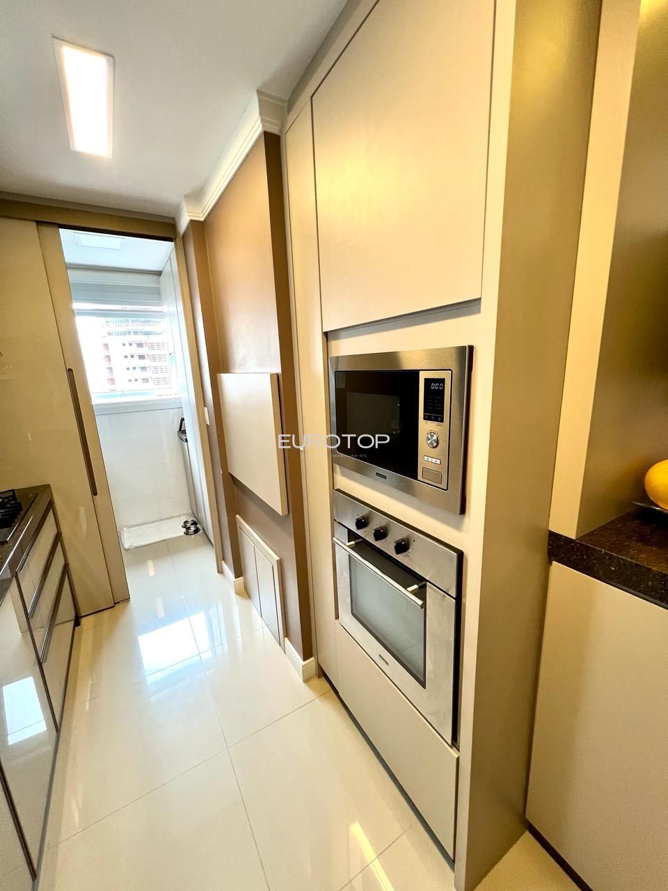 Apartamento à venda com 3 quartos, 117m² - Foto 14