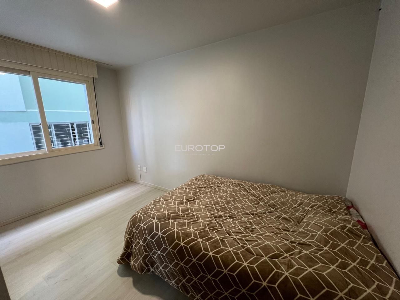 Apartamento à venda com 2 quartos, 86m² - Foto 16
