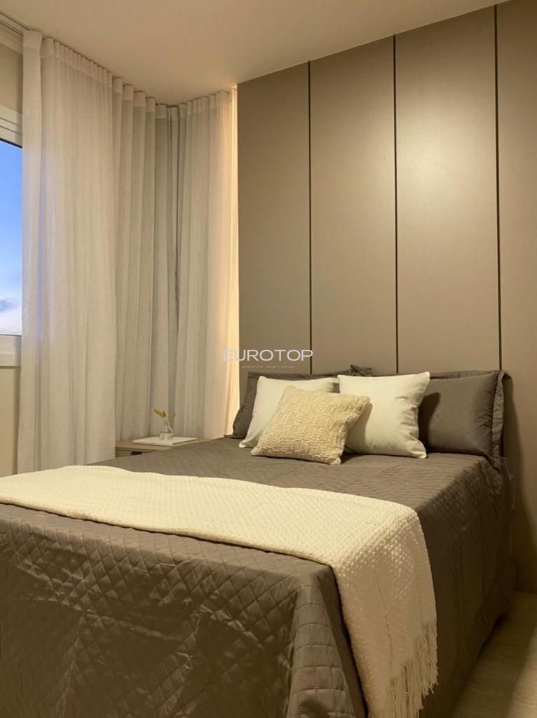 Apartamento à venda com 2 quartos, 73m² - Foto 11