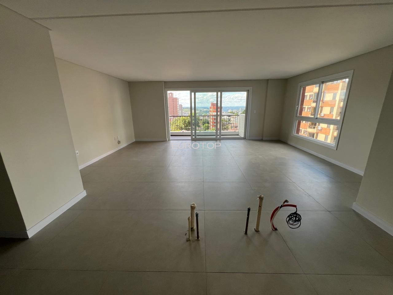 Apartamento à venda com 3 quartos, 166m² - Foto 14