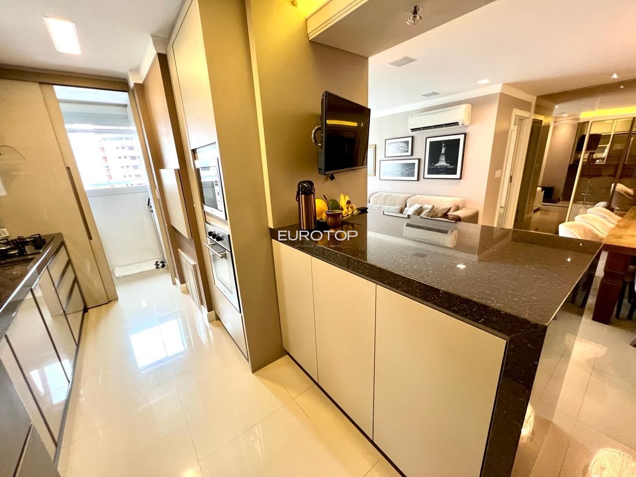 Apartamento à venda com 3 quartos, 117m² - Foto 12