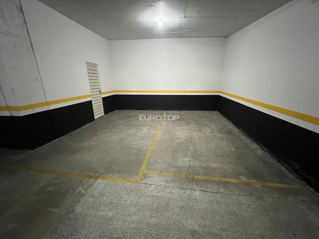 Apartamento à venda com 2 quartos, 87m² - Foto 19