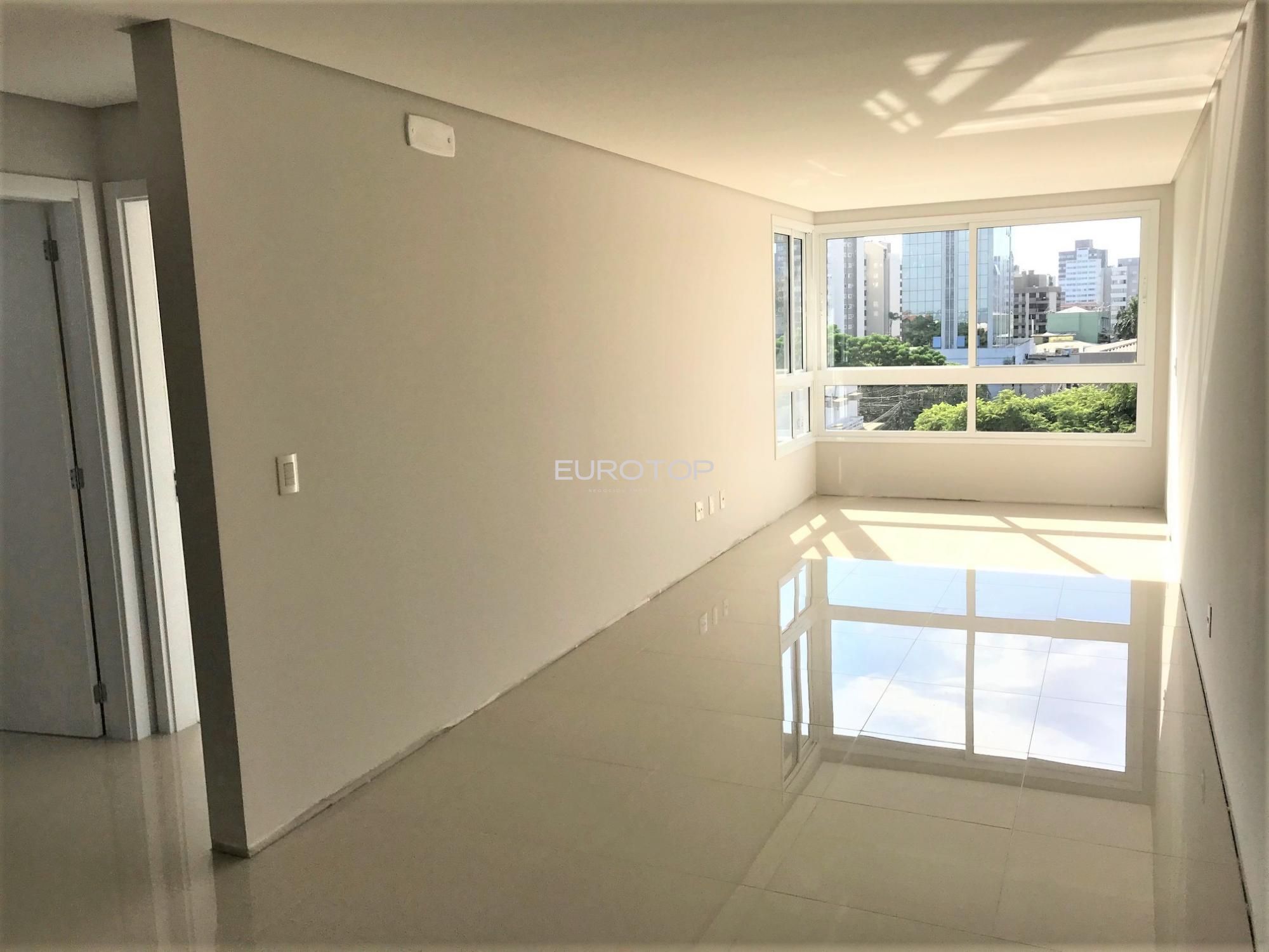 Apartamento à venda com 2 quartos, 76m² - Foto 3