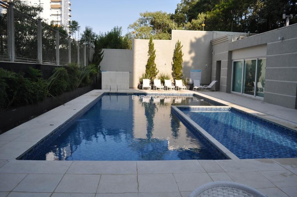 Apartamento à venda com 3 quartos, 117m² - Foto 28