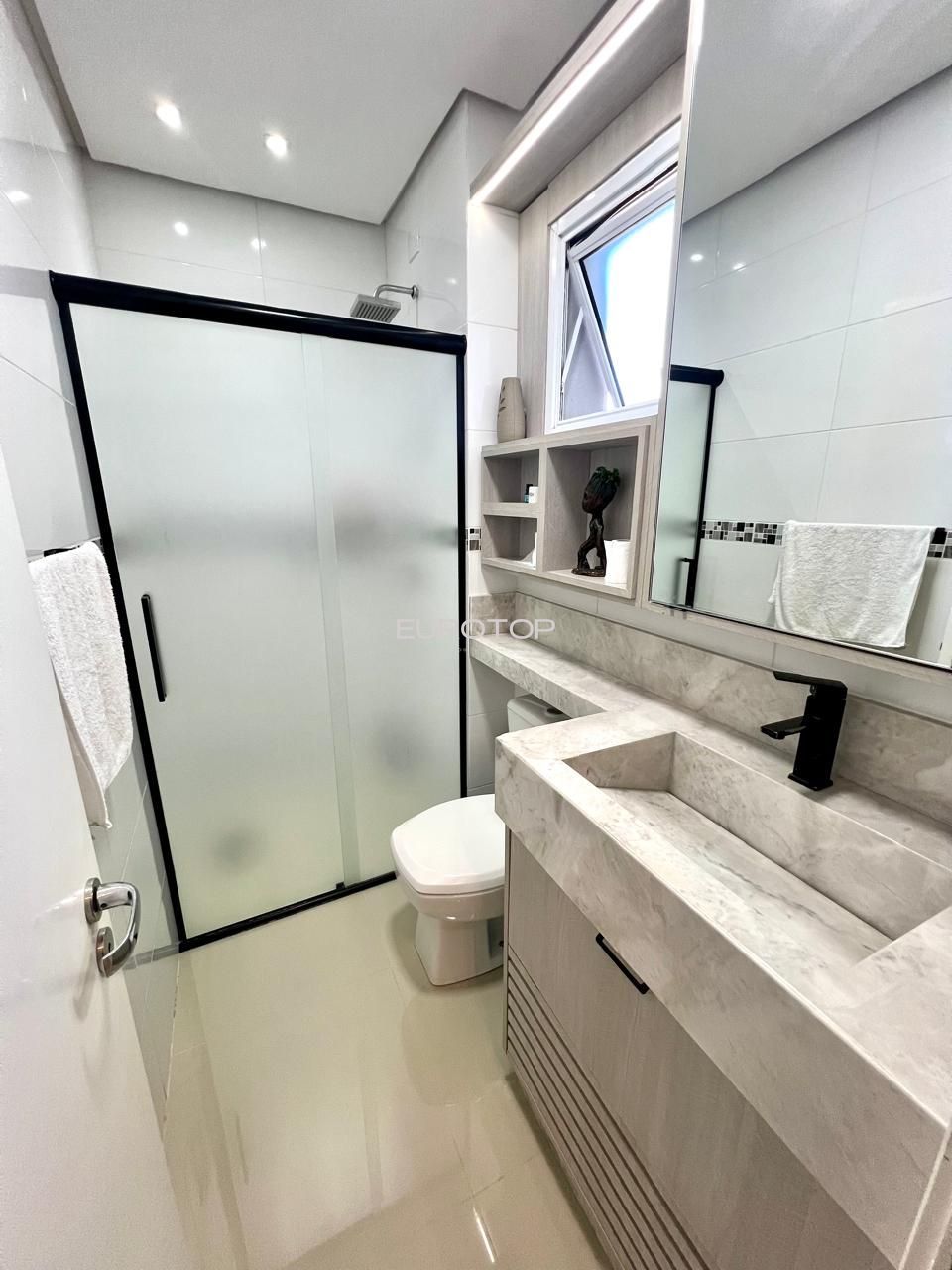 Apartamento à venda com 2 quartos, 63m² - Foto 17