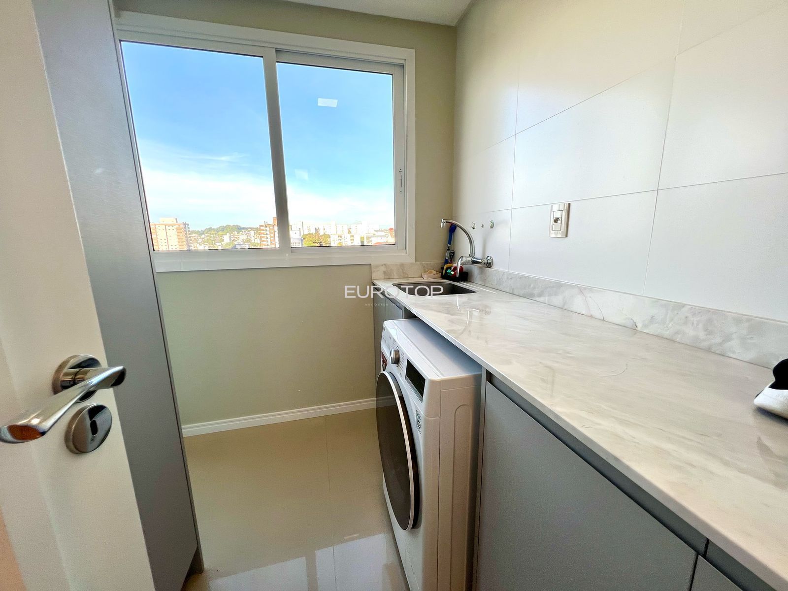 Apartamento à venda com 3 quartos, 109m² - Foto 16