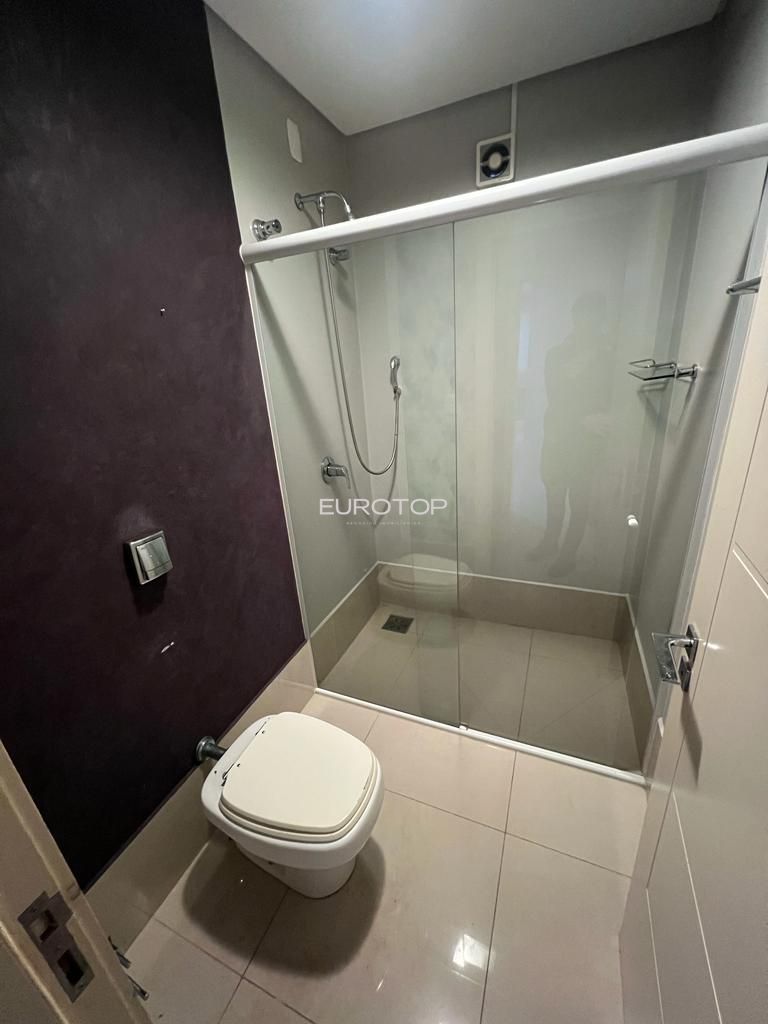 Casa à venda com 3 quartos, 350m² - Foto 13