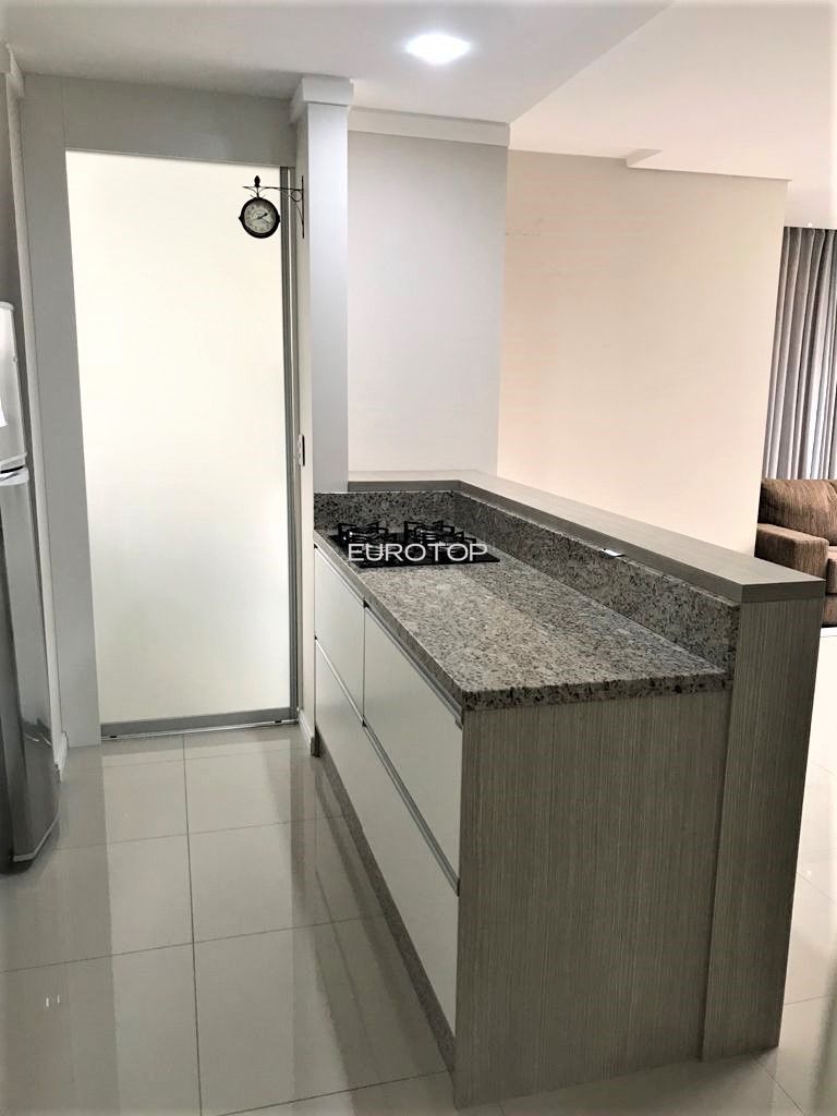 Apartamento à venda com 2 quartos, 80m² - Foto 12