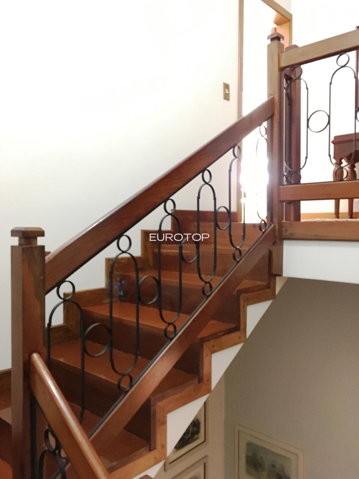 Casa à venda com 4 quartos, 700m² - Foto 32