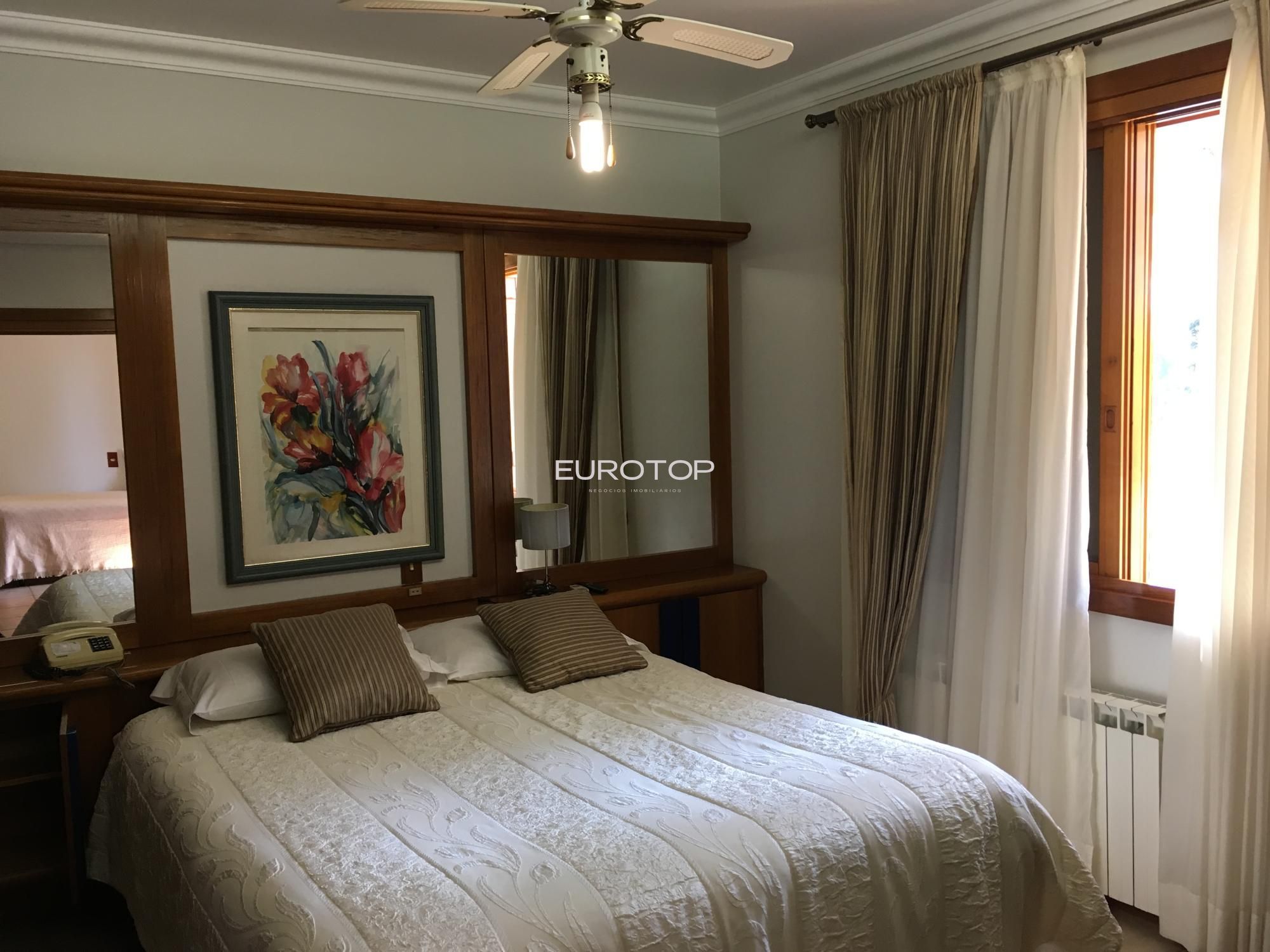 Casa à venda com 4 quartos, 700m² - Foto 17