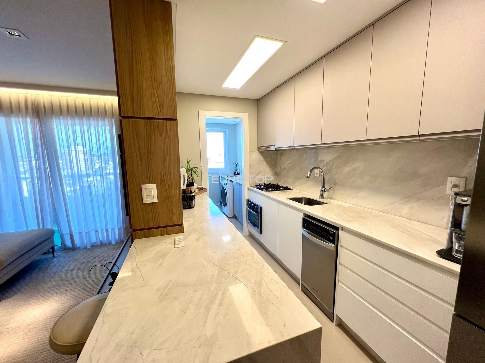 Apartamento à venda com 3 quartos, 109m² - Foto 15