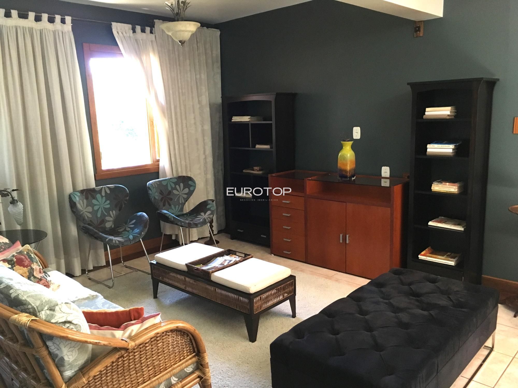 Casa à venda com 4 quartos, 700m² - Foto 35