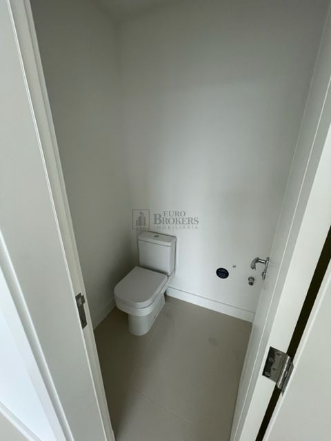 Cobertura à venda com 3 quartos, 240m² - Foto 14