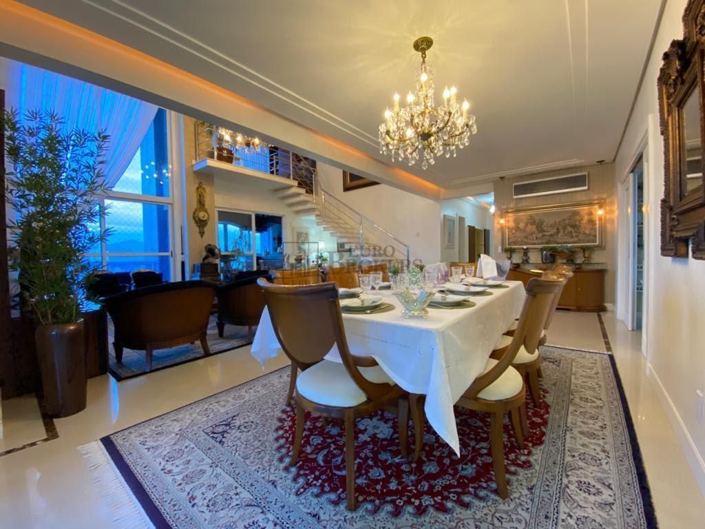Apartamento, 3 quartos, 252 m² - Foto 13