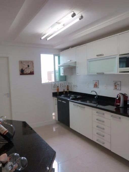 Apartamento à venda com 3 quartos, 123m² - Foto 8