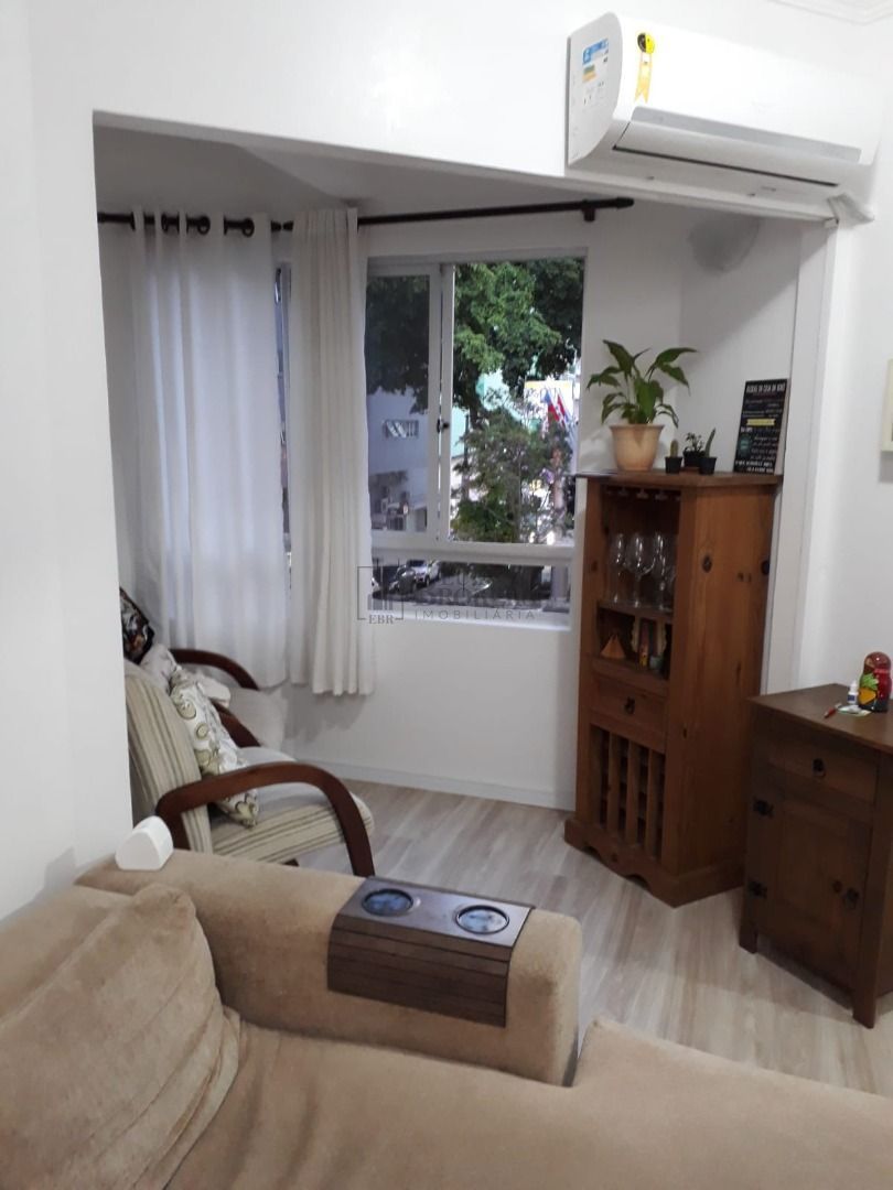 Apartamento à venda com 3 quartos, 136m² - Foto 5