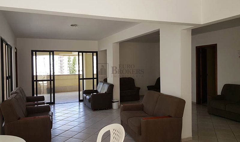 Apartamento para alugar com 2 quartos, 75m² - Foto 17