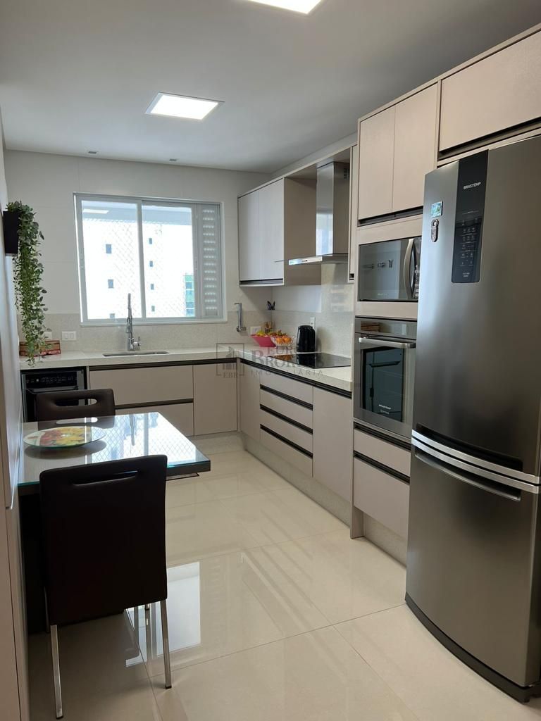 Apartamento à venda com 4 quartos, 167m² - Foto 18