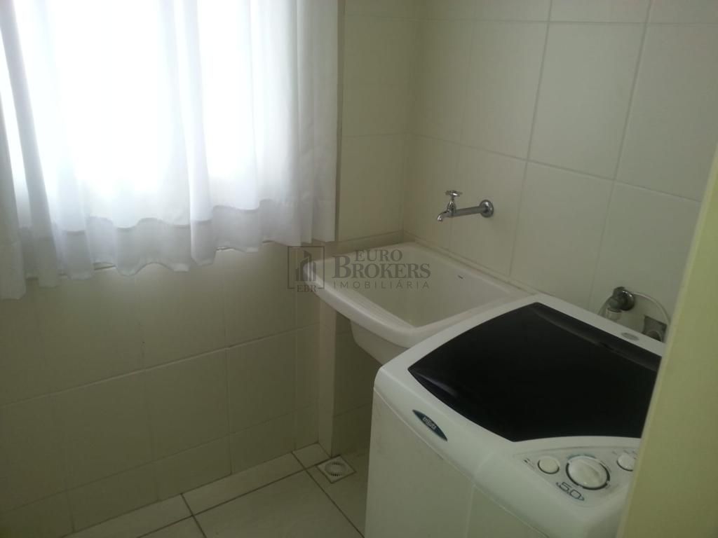 Apartamento à venda com 1 quarto, 40m² - Foto 12