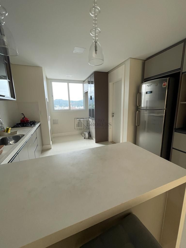 Apartamento com 3 Dormitórios à venda, 130 m² por R$ 2.250.000,00