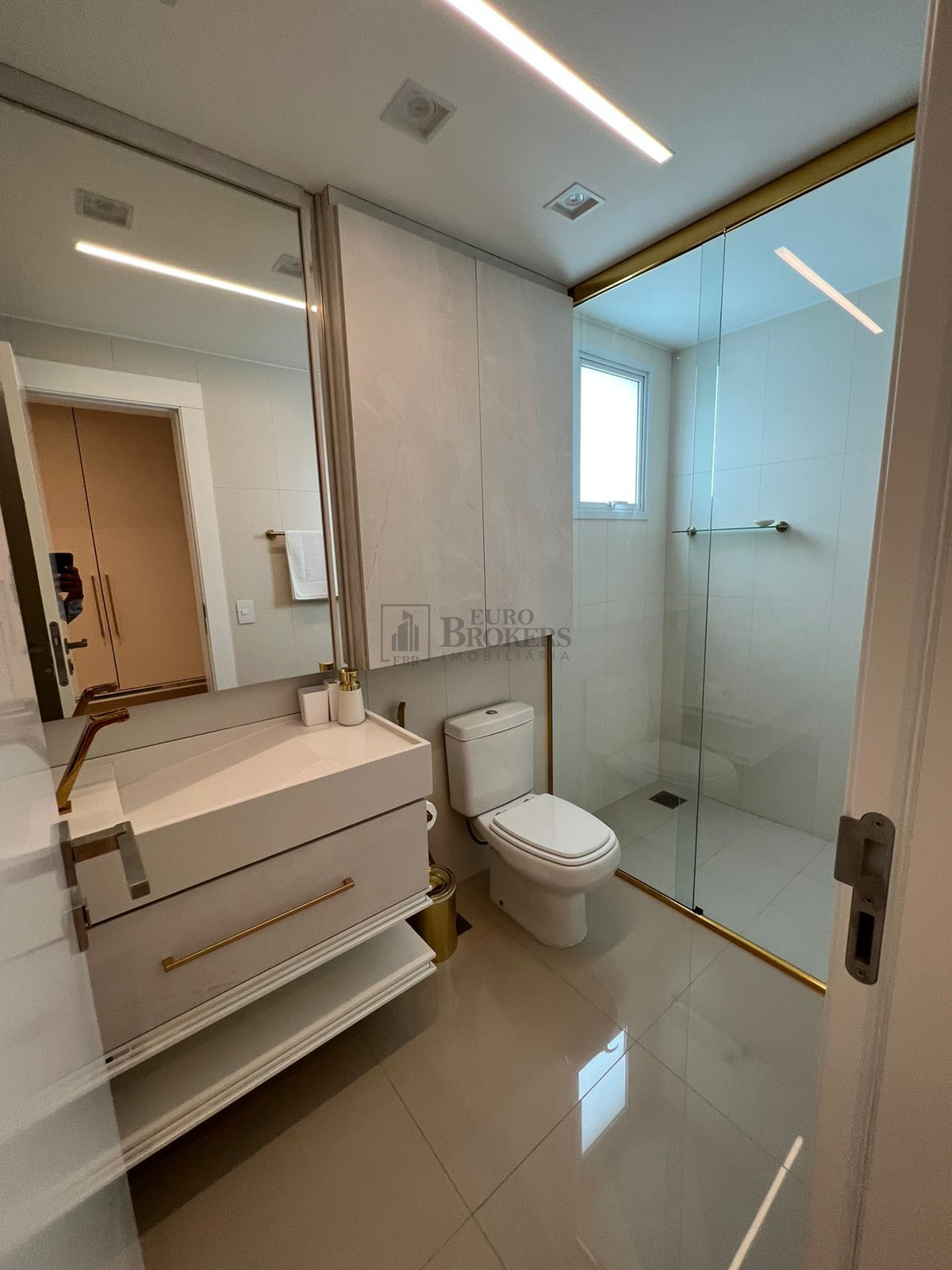 Apartamento à venda com 3 quartos, 139m² - Foto 22